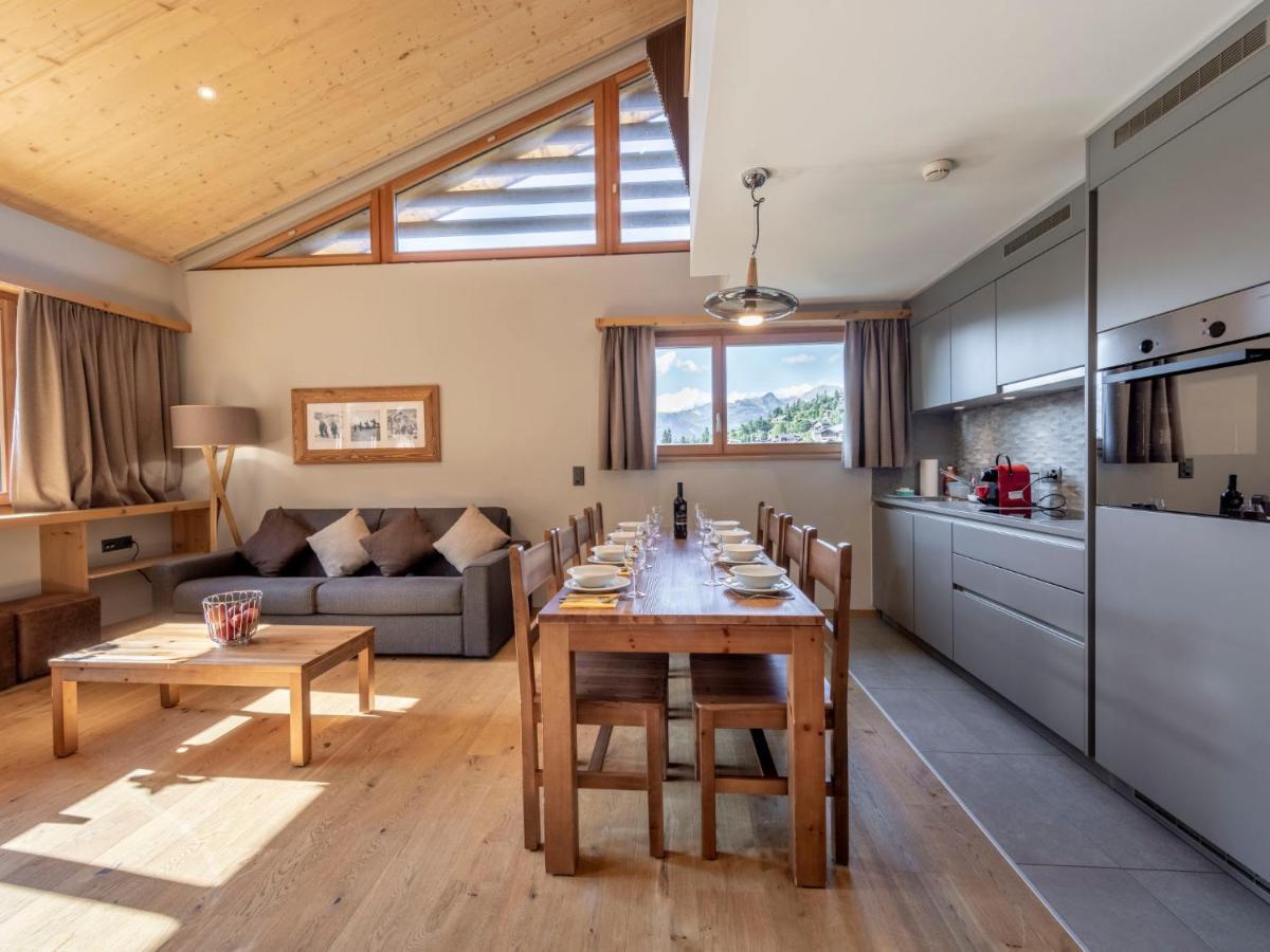 فيركورين Studio Swisspeak Resorts Studio By Interhome المظهر الخارجي الصورة